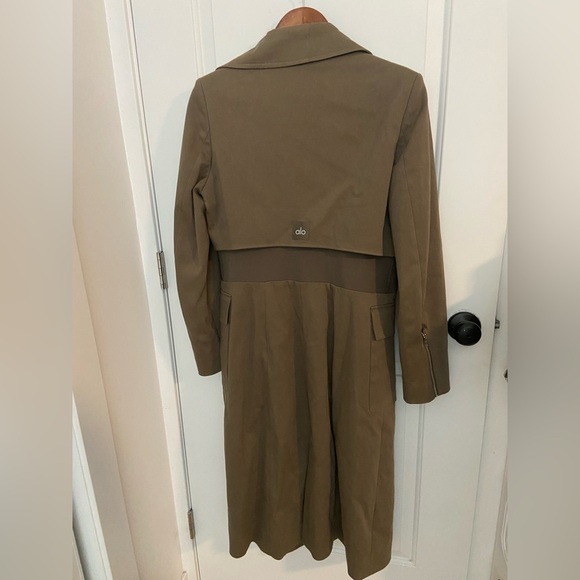 ALO Yoga Olive Trench Coat - Picture 9 of 11